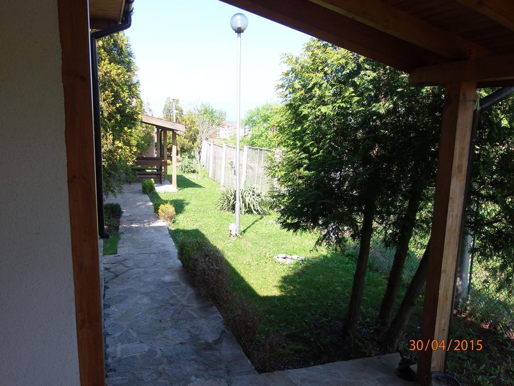 Villas And Bungalows Panorama Tschernomorez Exterior foto