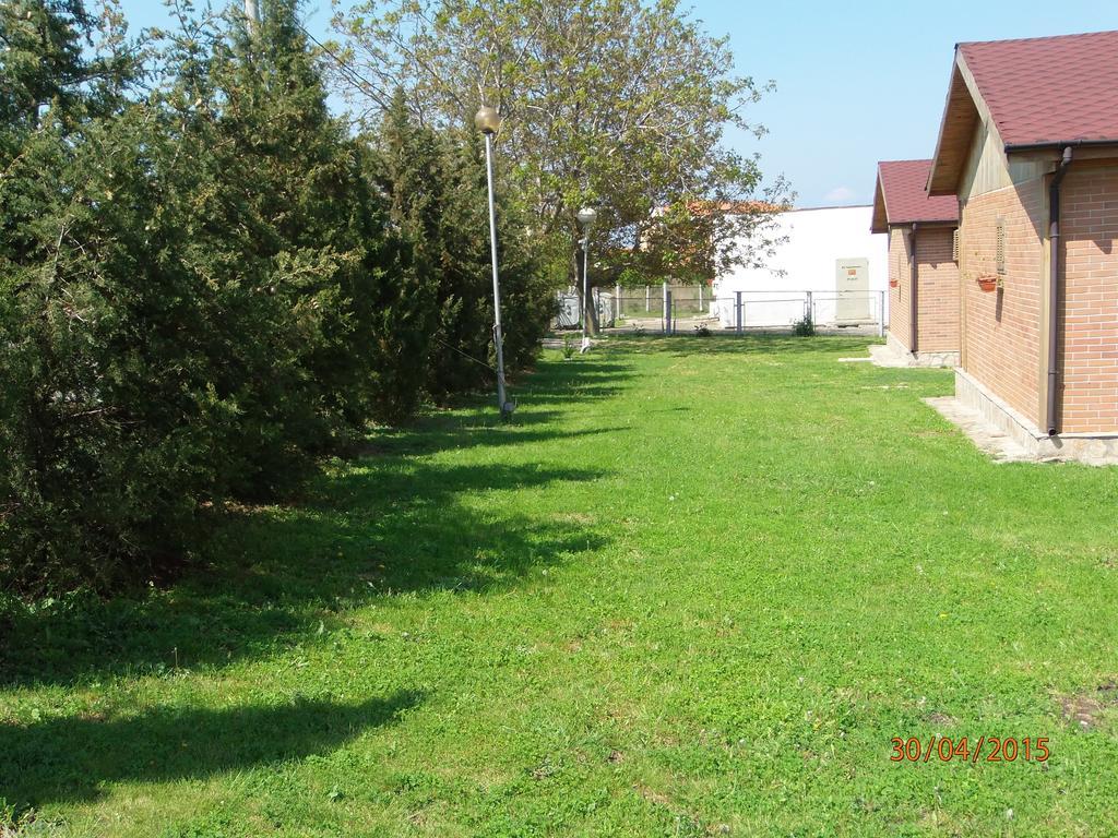 Villas And Bungalows Panorama Tschernomorez Exterior foto