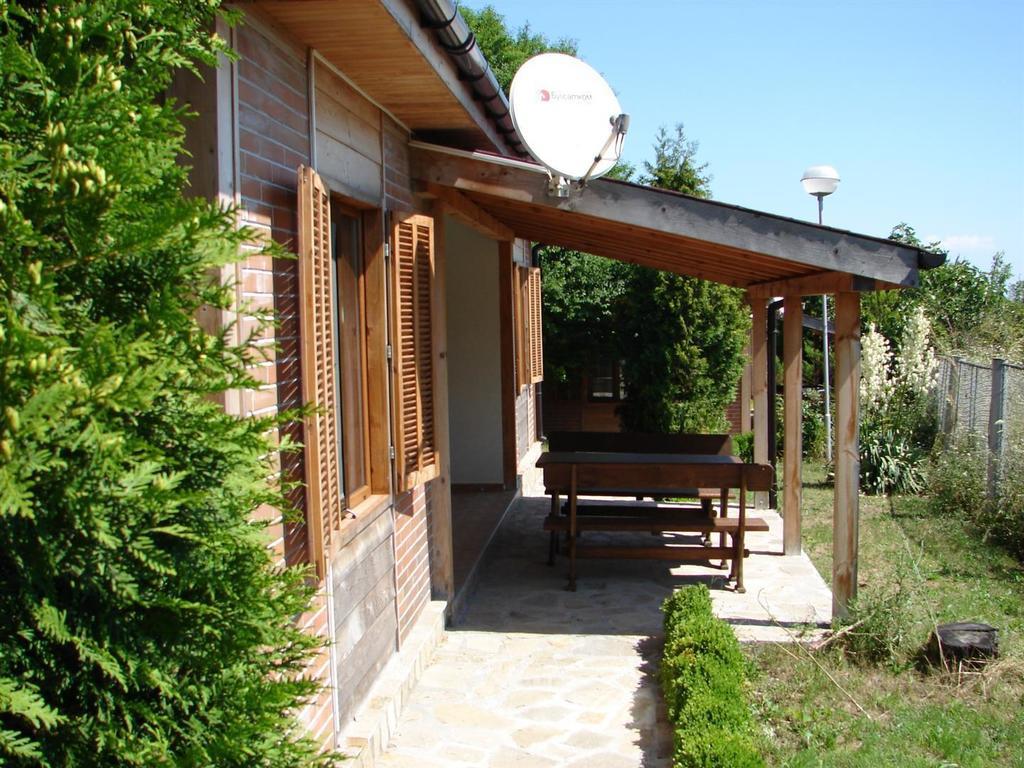 Villas And Bungalows Panorama Tschernomorez Exterior foto